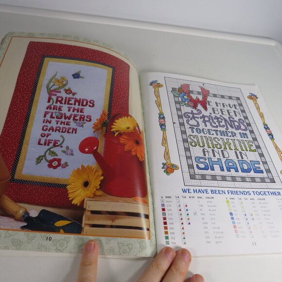 Mary Engelbreit "Friendship" Cross Stitch Pattern Book 37pgs - Picture 10 of 14
